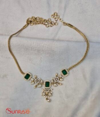 AD GREEN CHAIN NECKLACE SET